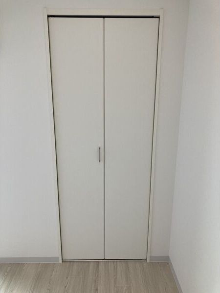 ����7
