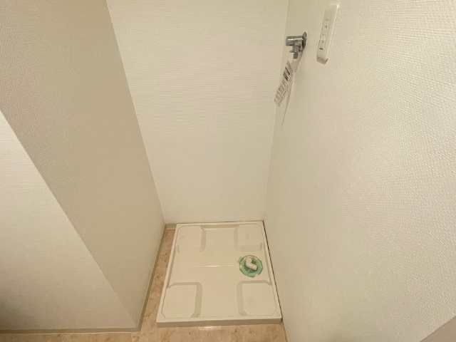 ����6