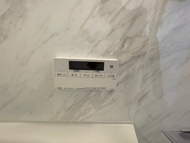 ����14