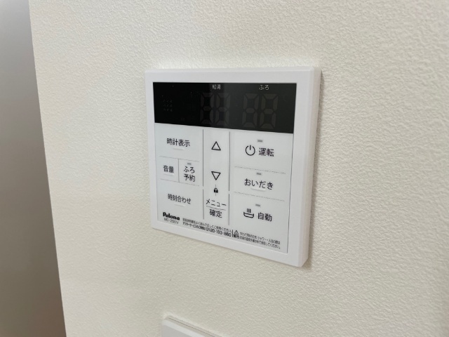 ����20