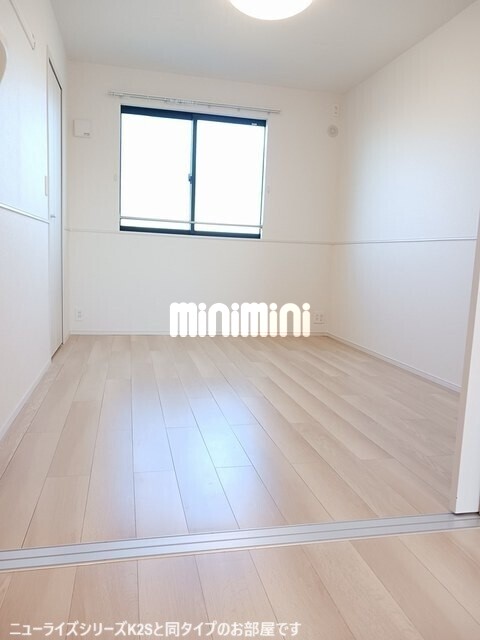 ����5