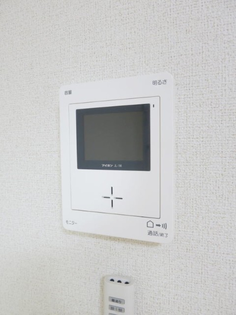 ����10