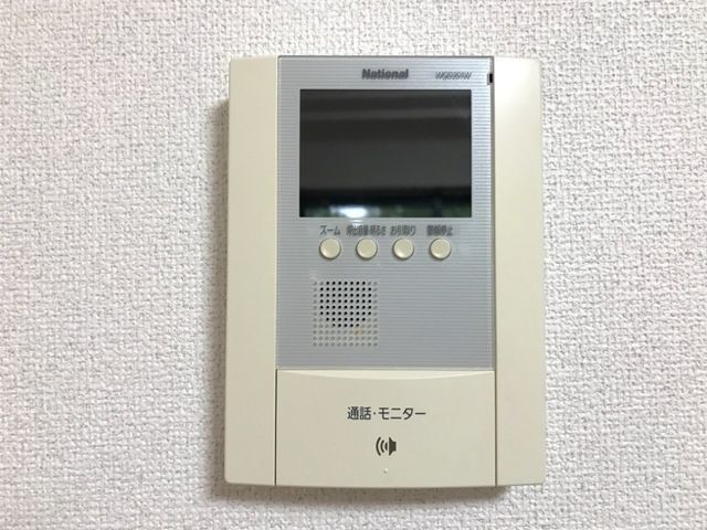 ����10
