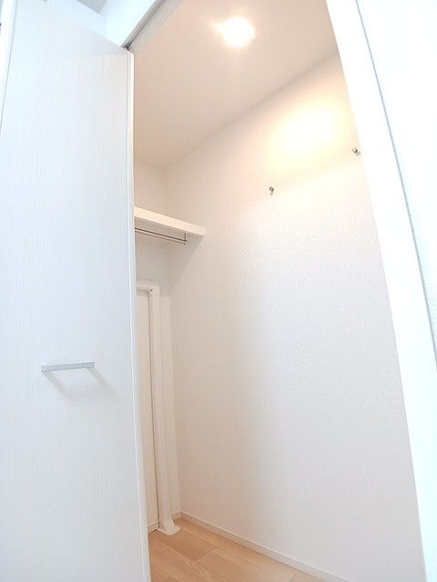 ����7