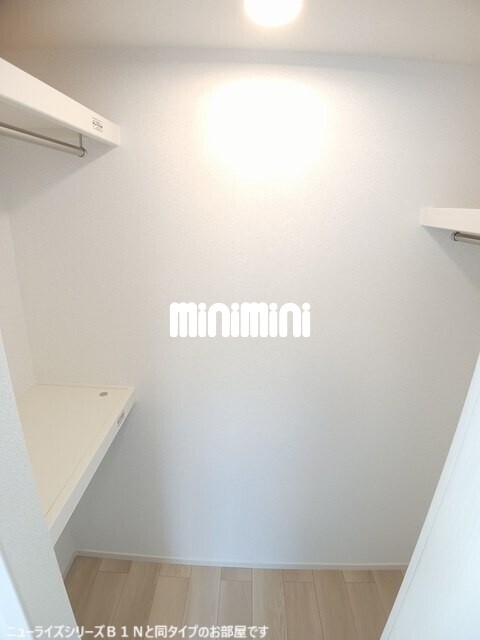 ����6