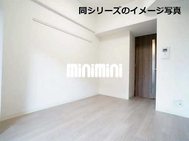 ����1