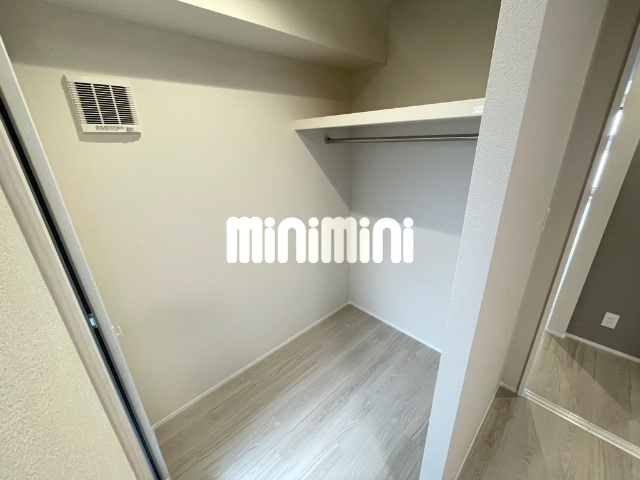 ����6