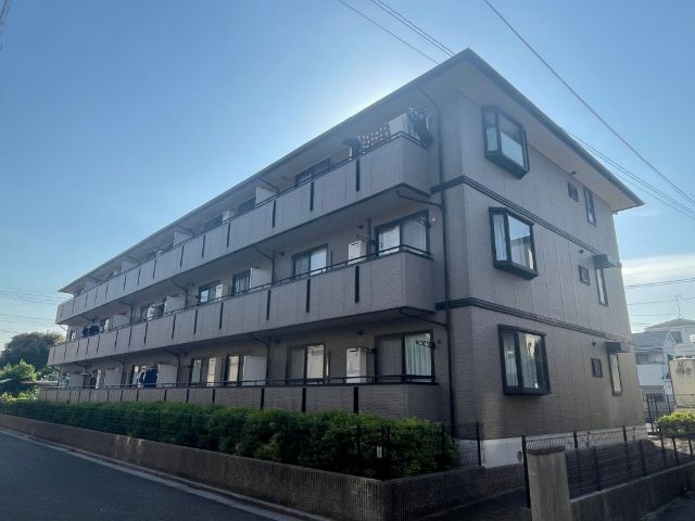 ���l���k�E���ݐ��@��Y�a�w�i�o�X15�� �E����O���ڐ���A �k��5���j