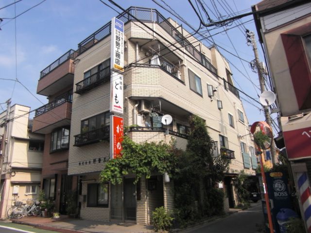 �����r�܁E�L�����@�������w�i�k��8���j