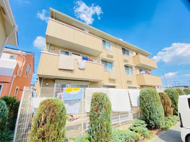 �����r�܁E�L�����@�ےJ�w�i�k��16���j