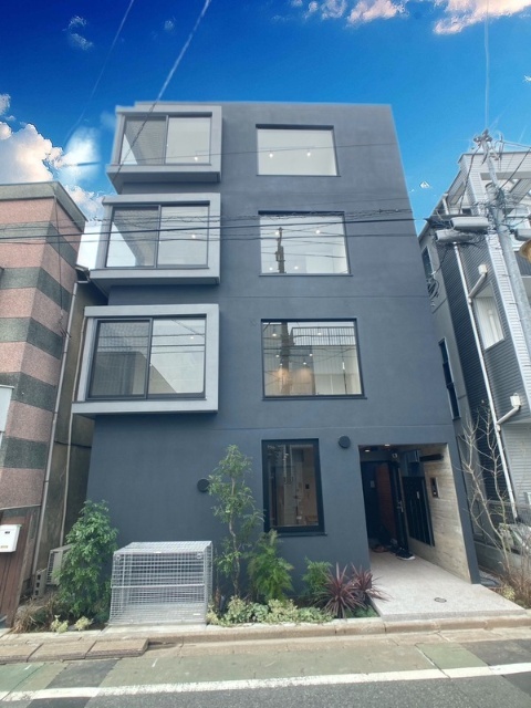 �����r�܁E�L�����@������w�i�k��8���j