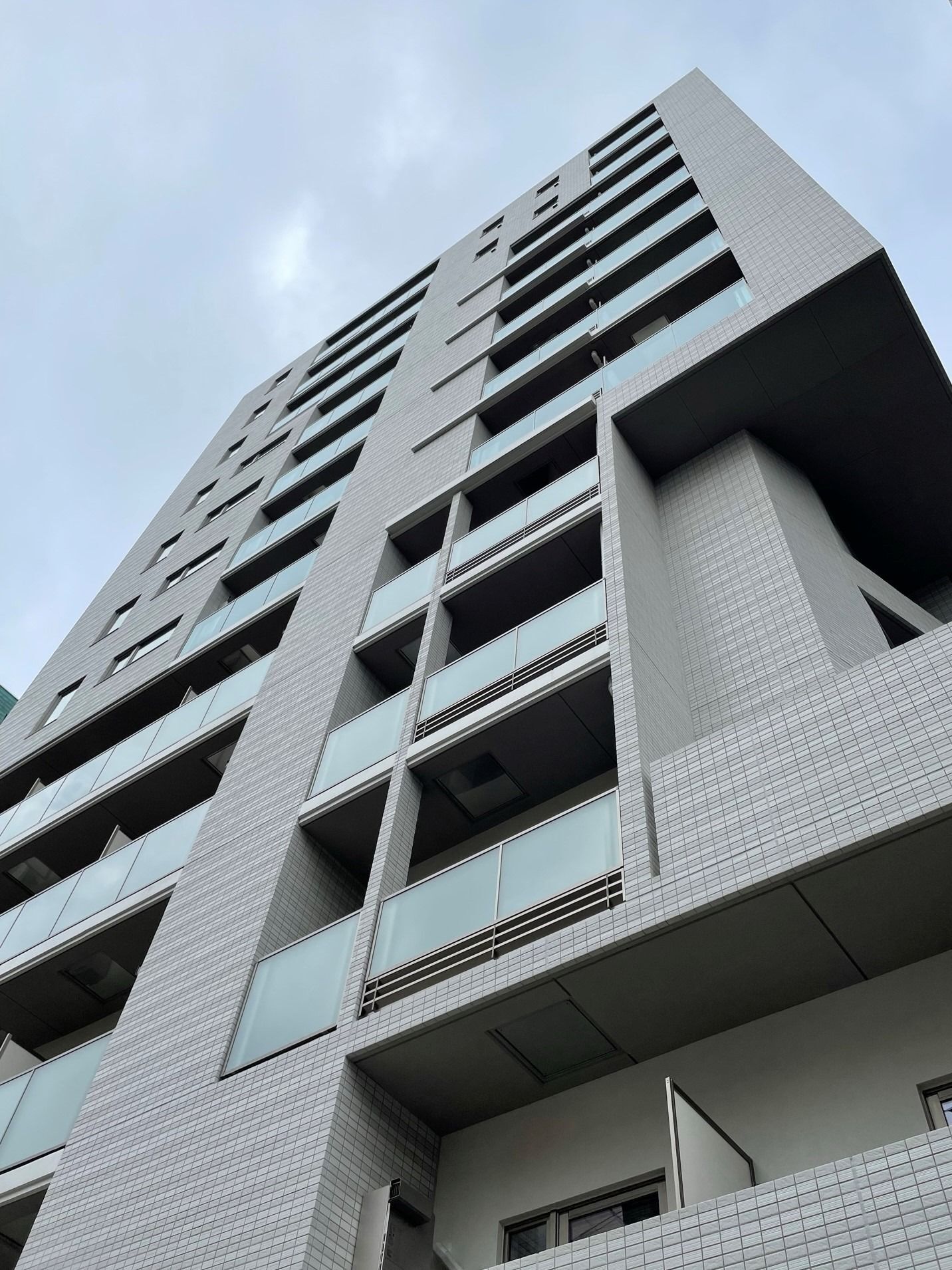 �R����@��w�i�k��6���j