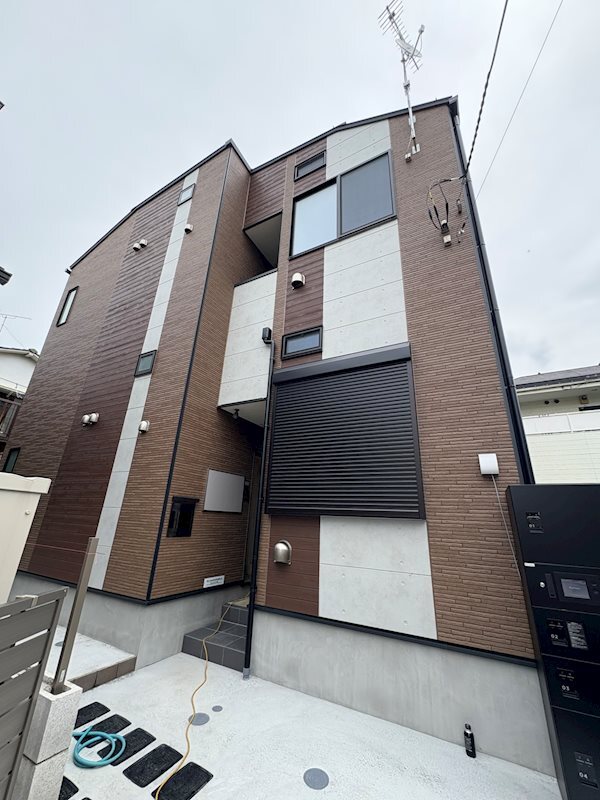 �����s���n��t�����Q���ڂP�q