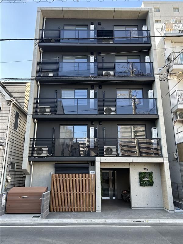 ���k�{���@�Y�a�w�i�k��21���j