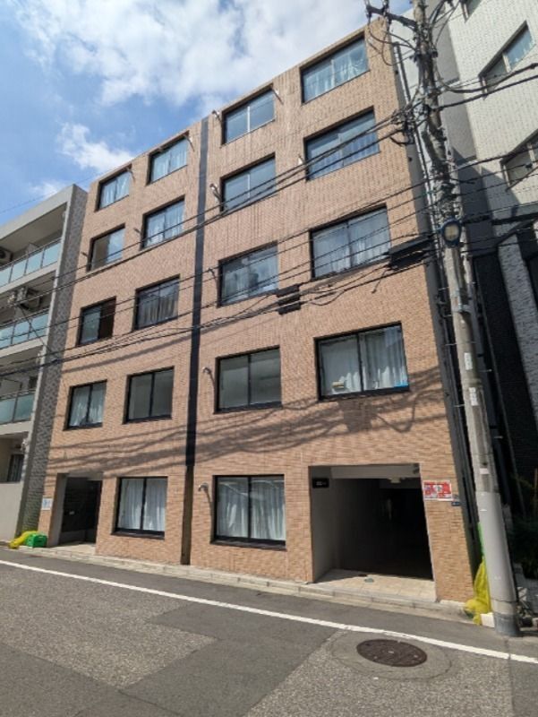 �����s�k�扤�q�P���ڂP�j