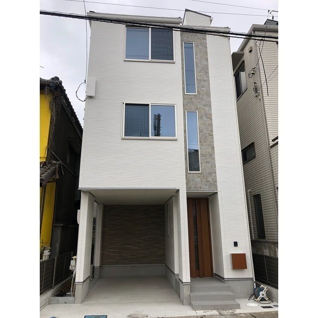 ��z���@���i�w�i�k��4���j