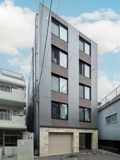 �R����@��w�i�k��8���j