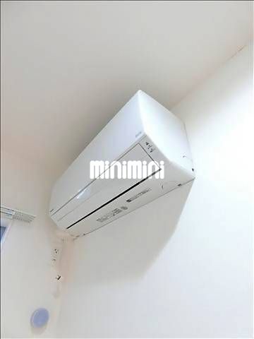 ����10
