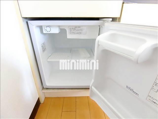 ����4