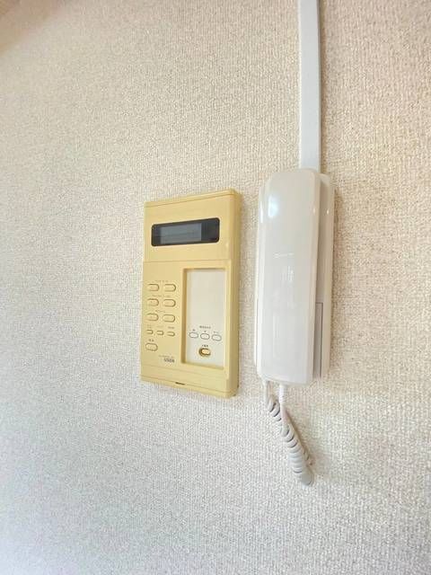 ����7