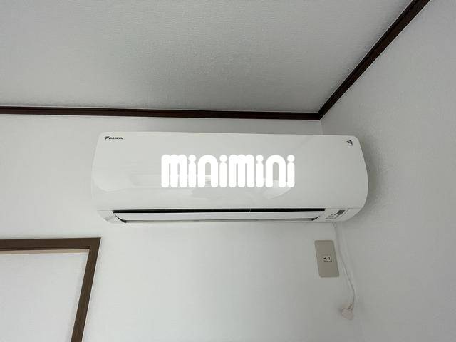 ����10