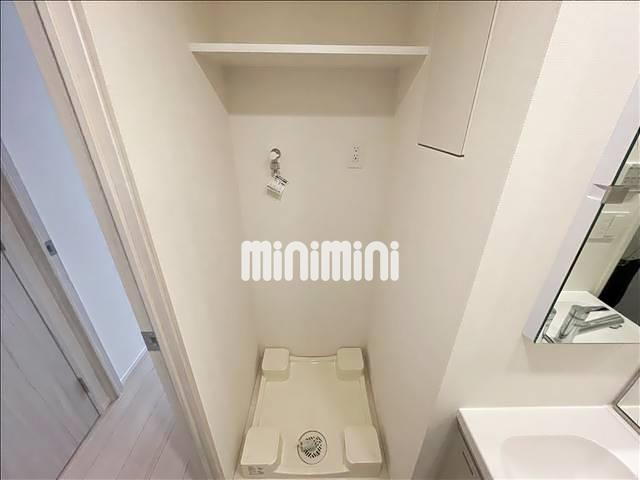 ����9