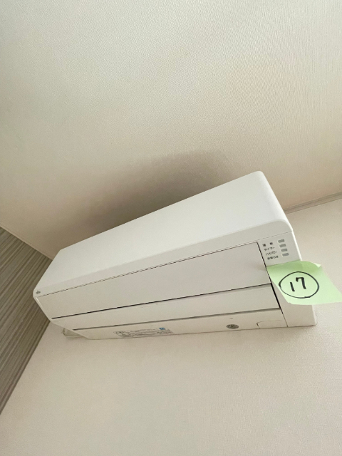 ����10