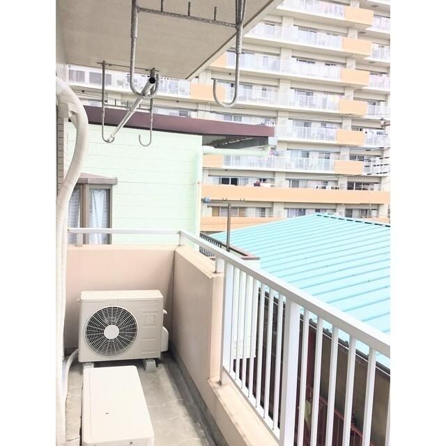 ����10