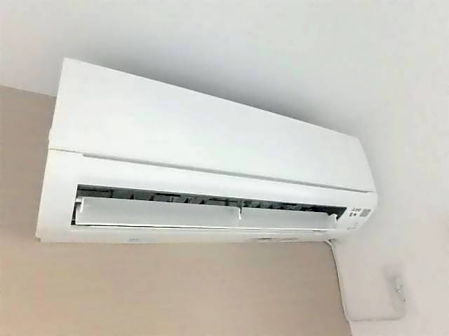 ����9
