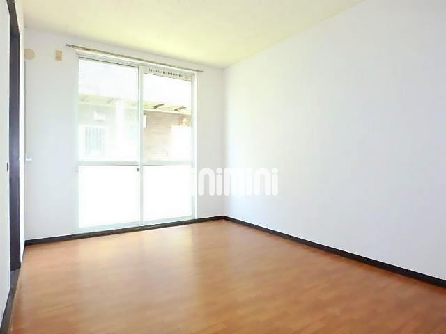 ����11