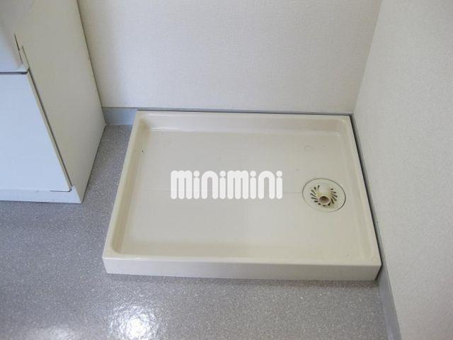 ����8