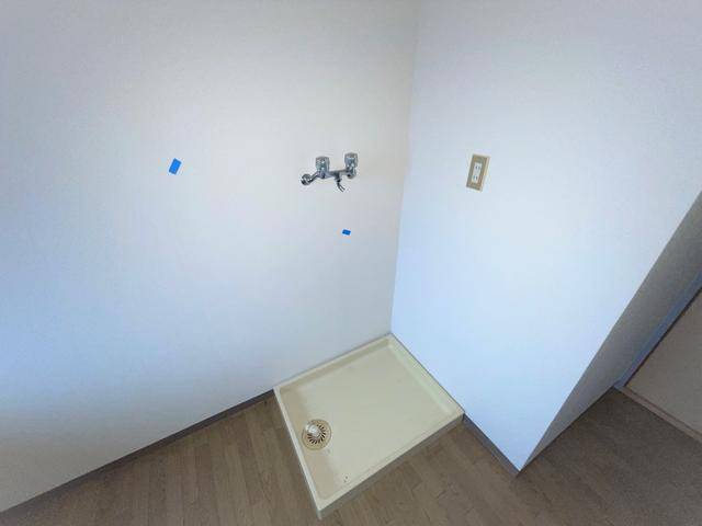 ����8