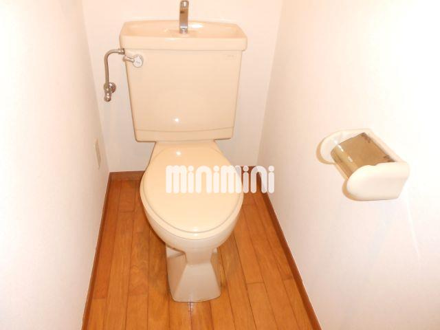 ����4