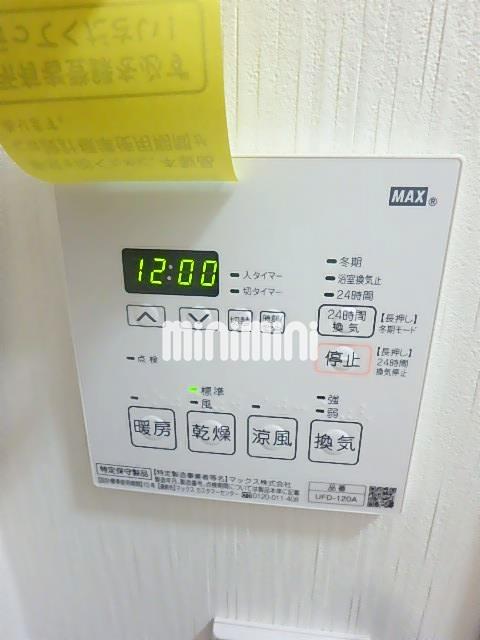 ����10