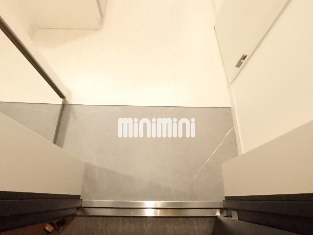 ����6