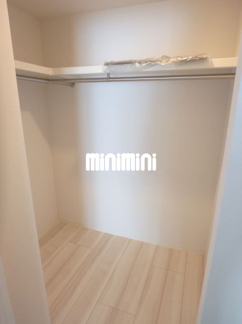 ����6