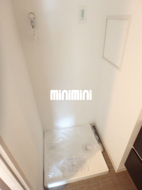 ����7