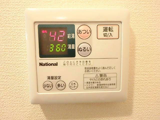 ����14
