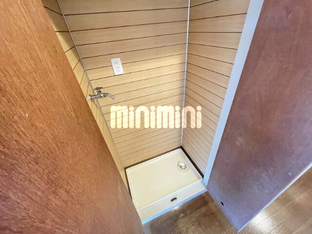 ����5