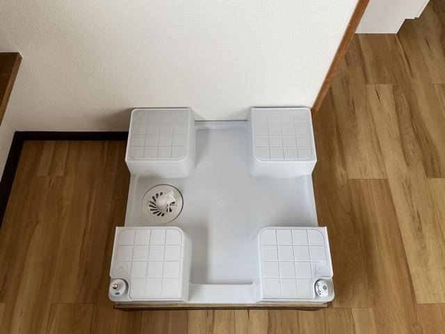 ����5