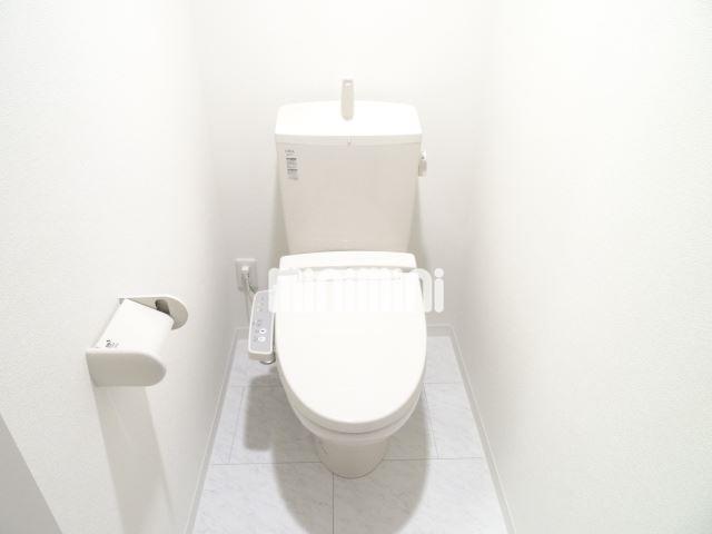 ����4
