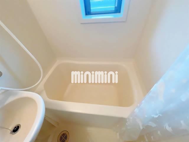 ����3