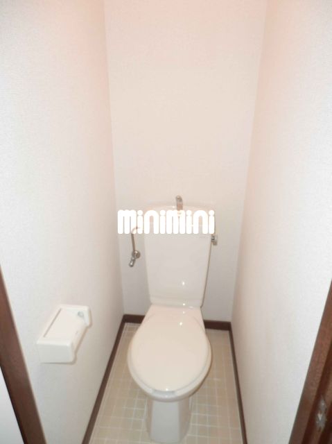 ����5
