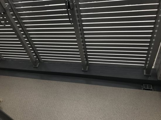 ����8