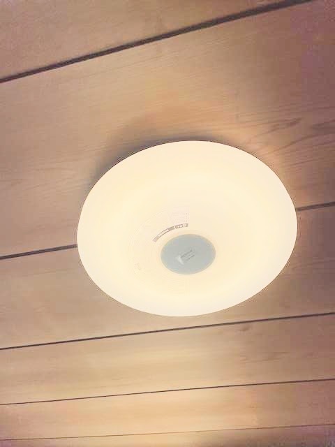 ����17