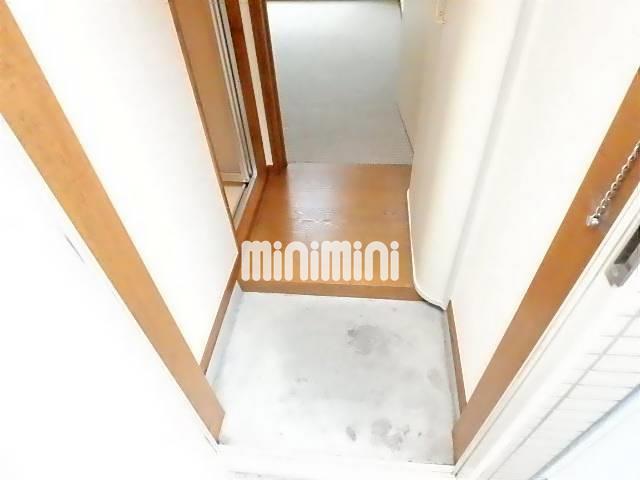 ����16