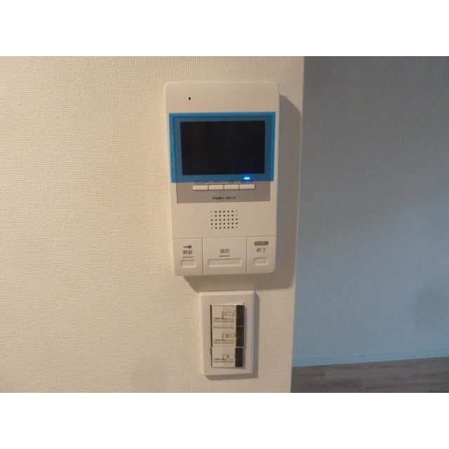 ����7