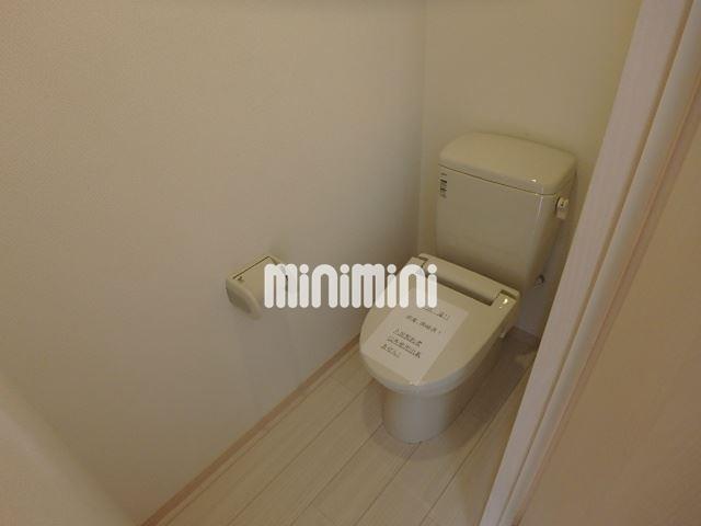 ����4