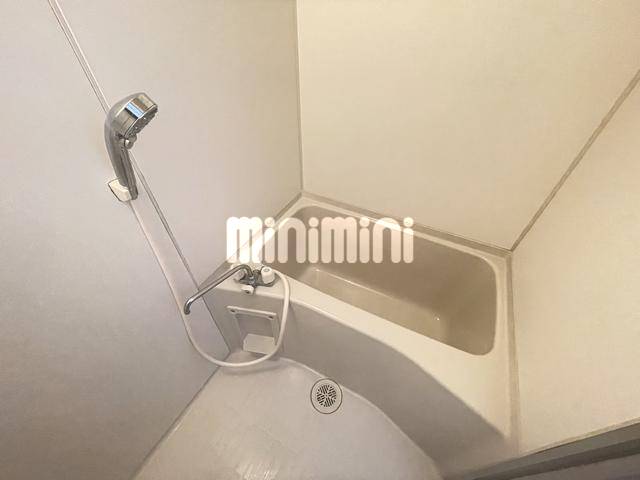 ����3