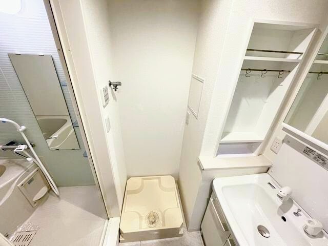 ����7